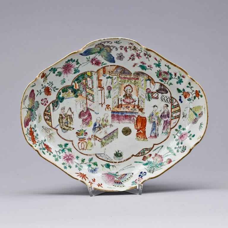 TAZZA, porslin. Qing dynastin, Kanton, 1800-tal.