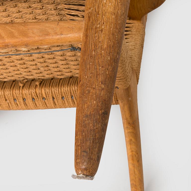 Hans J. Wegner, Armchairs, a pair, "CH25", Carl Hansen & Son, Denmark, 1960s.
