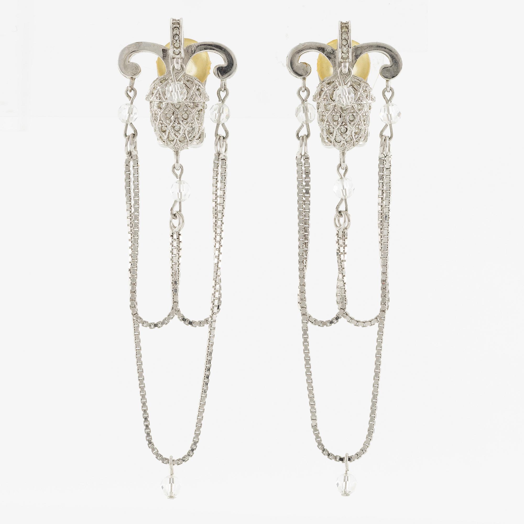 Christian Dior, örhängen.