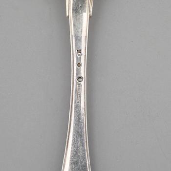 PARTI SILVER, 18 delar, bla Gustaf Wilhelm Nordström, Växjö, 1848. Tot vikt ca 163 g.