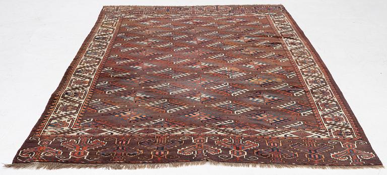 An antique Yomut main carpet, West Turkmenistan, c. 303 x 179 cm.