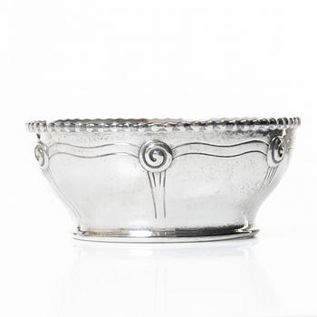Fritz S Heimbürger, an Art Nouveau silver bowl, Denmark, 1916.