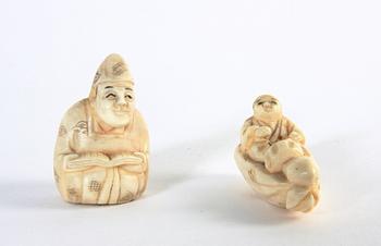 NETSUKE, 2 st, ben, Japan.