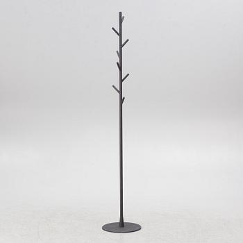 Stina Sandwall, klädhängare, "Sticks", SMD Design, samtida.