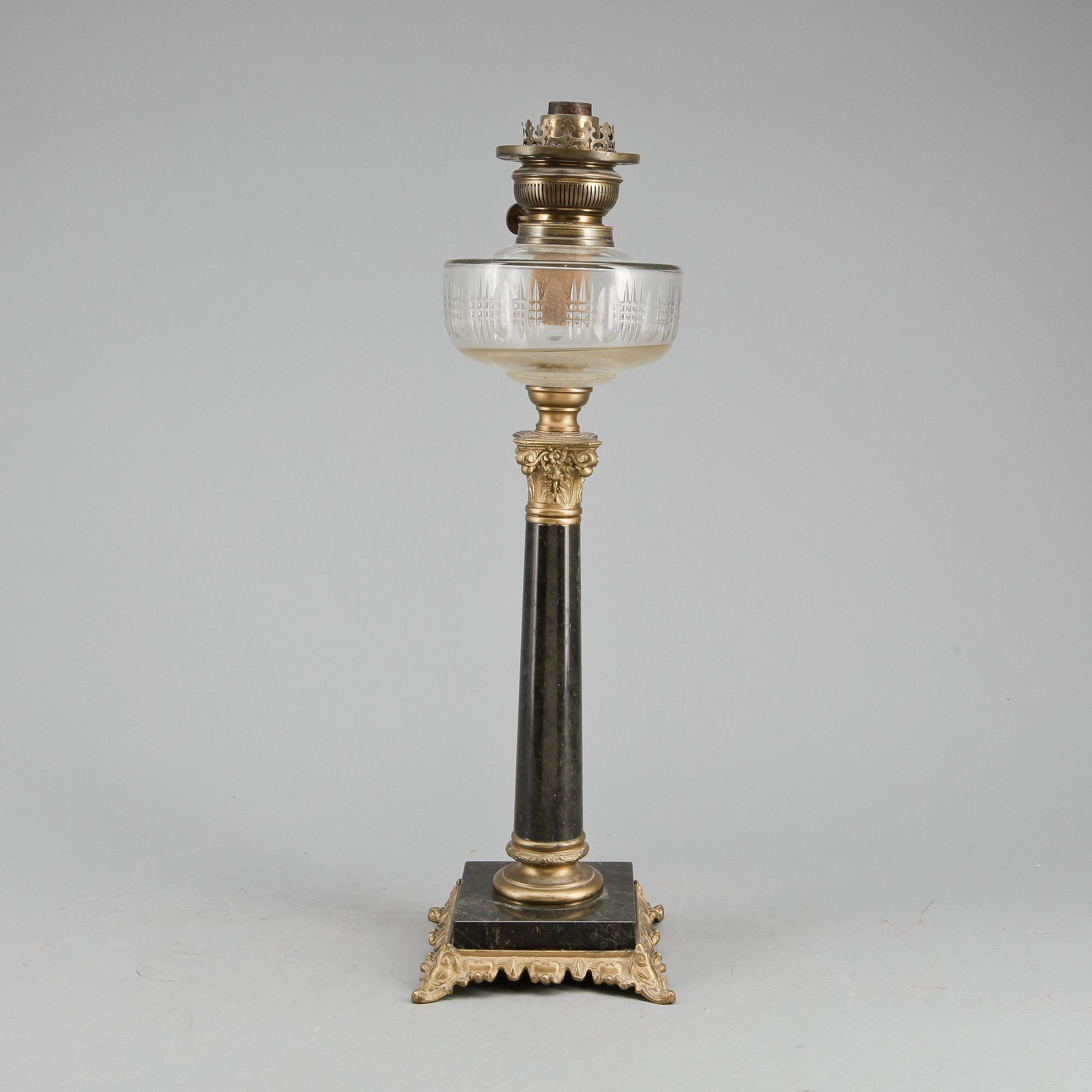 FOTOGENLAMPA, mässing, 1900-talets början.