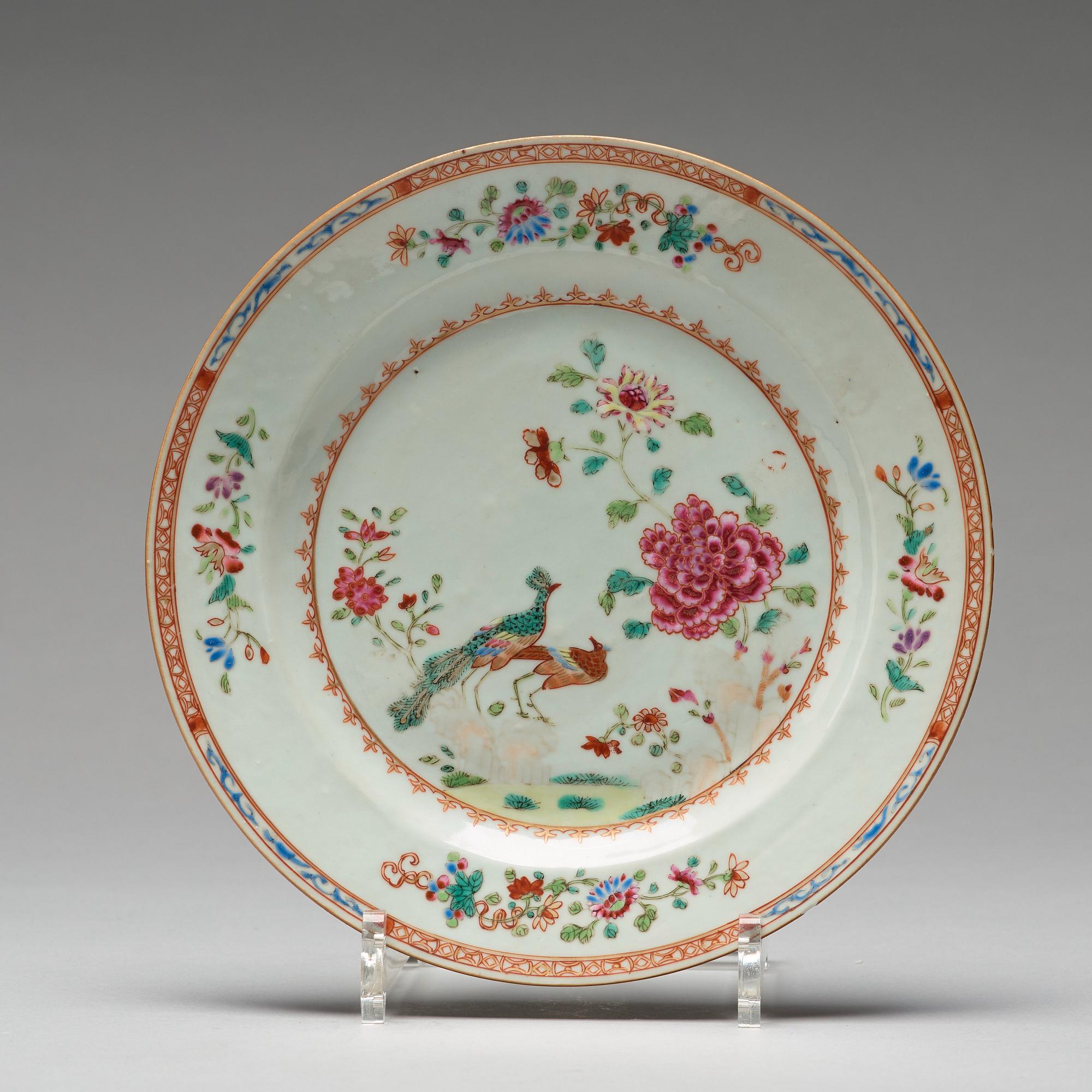 TALLRIKAR, sex stycken, samt FAT, kompaniporslin. Qingdynastin, Qianlong (1736-95).