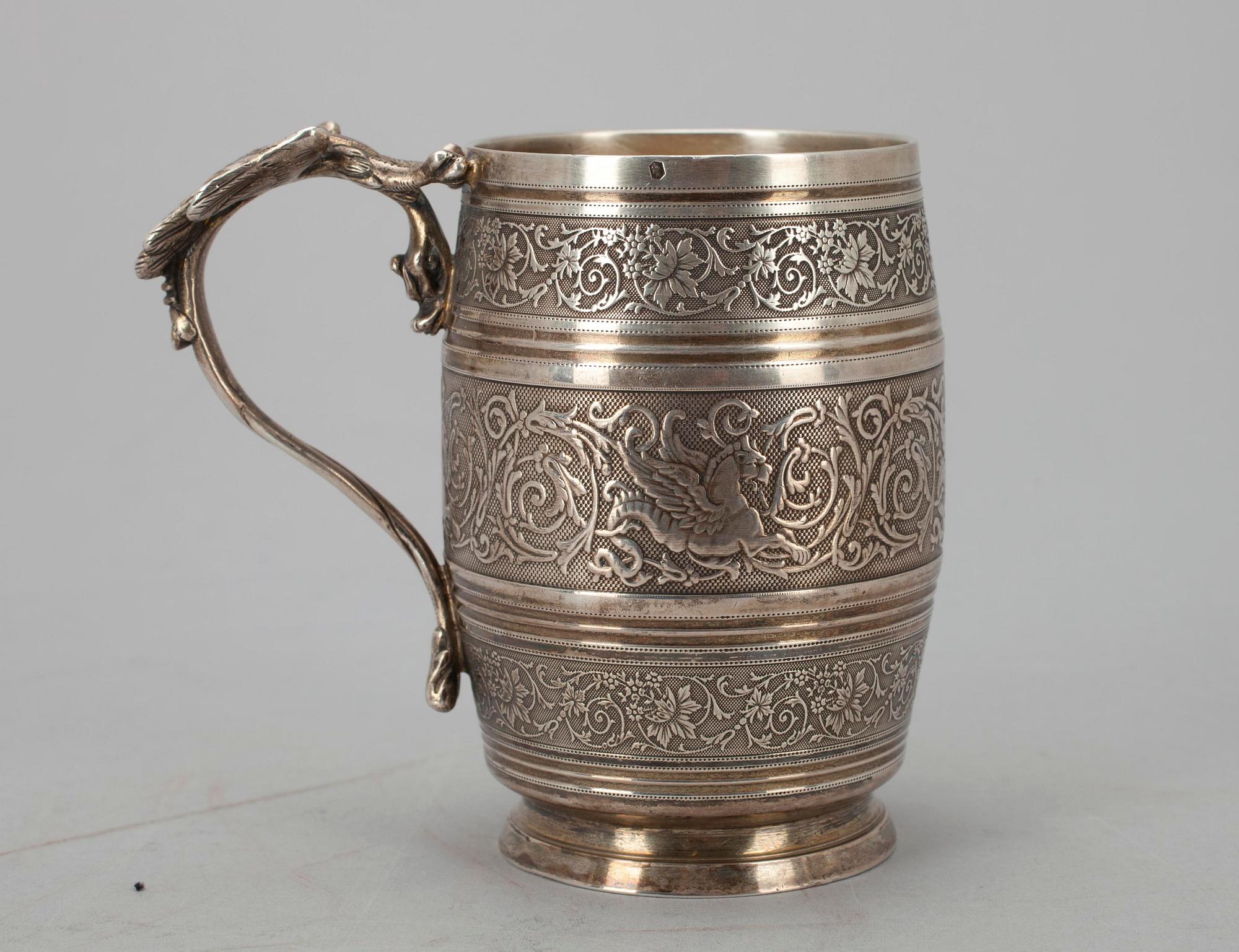 MUGG, silver, franska stämplar 925. 1800-talets slut. Vikt 218 g.