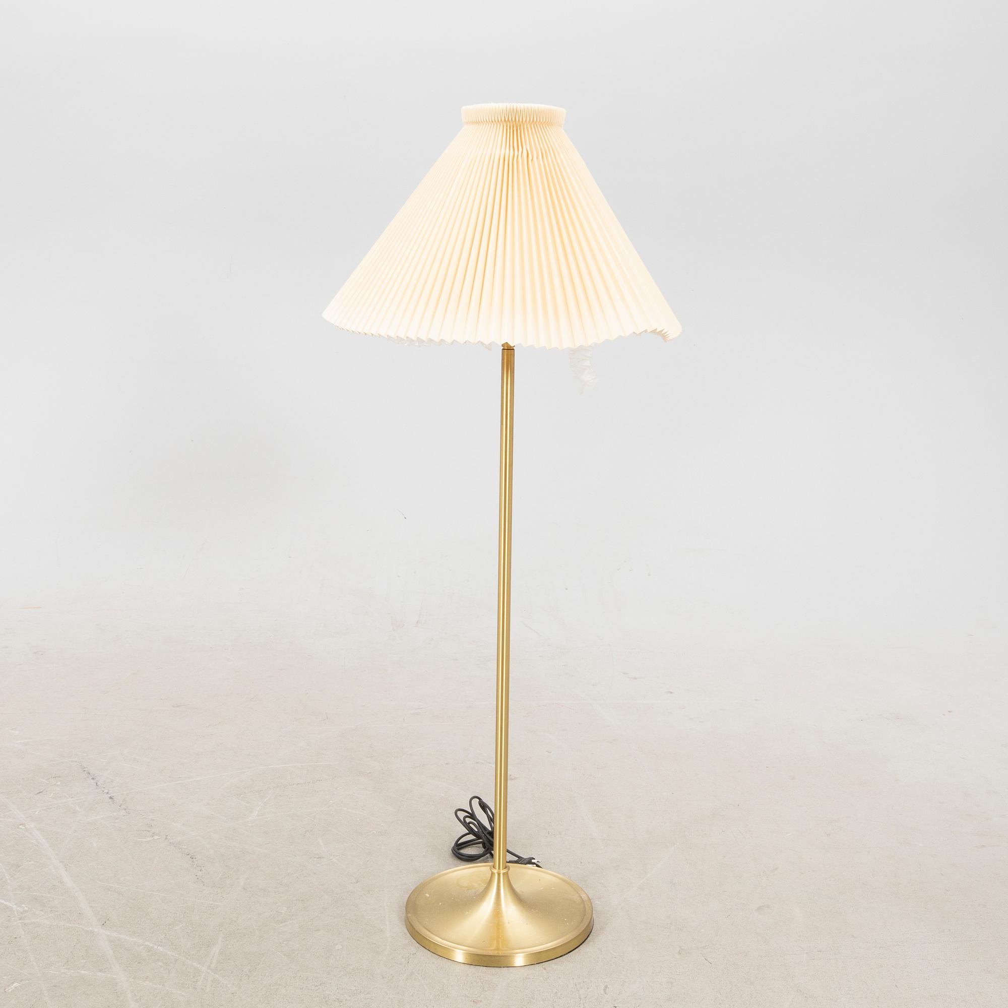 Kaare Klint, floor lamp model 339 from the late 20th century.