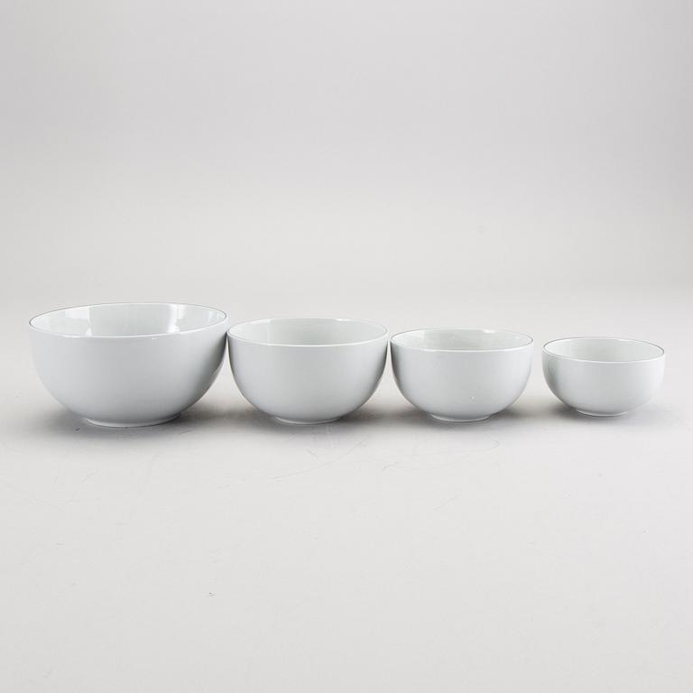 Grethe Meyer, "Blue Edge", tableware, 100 dlr, Royal Copenhagen and Aluminia.