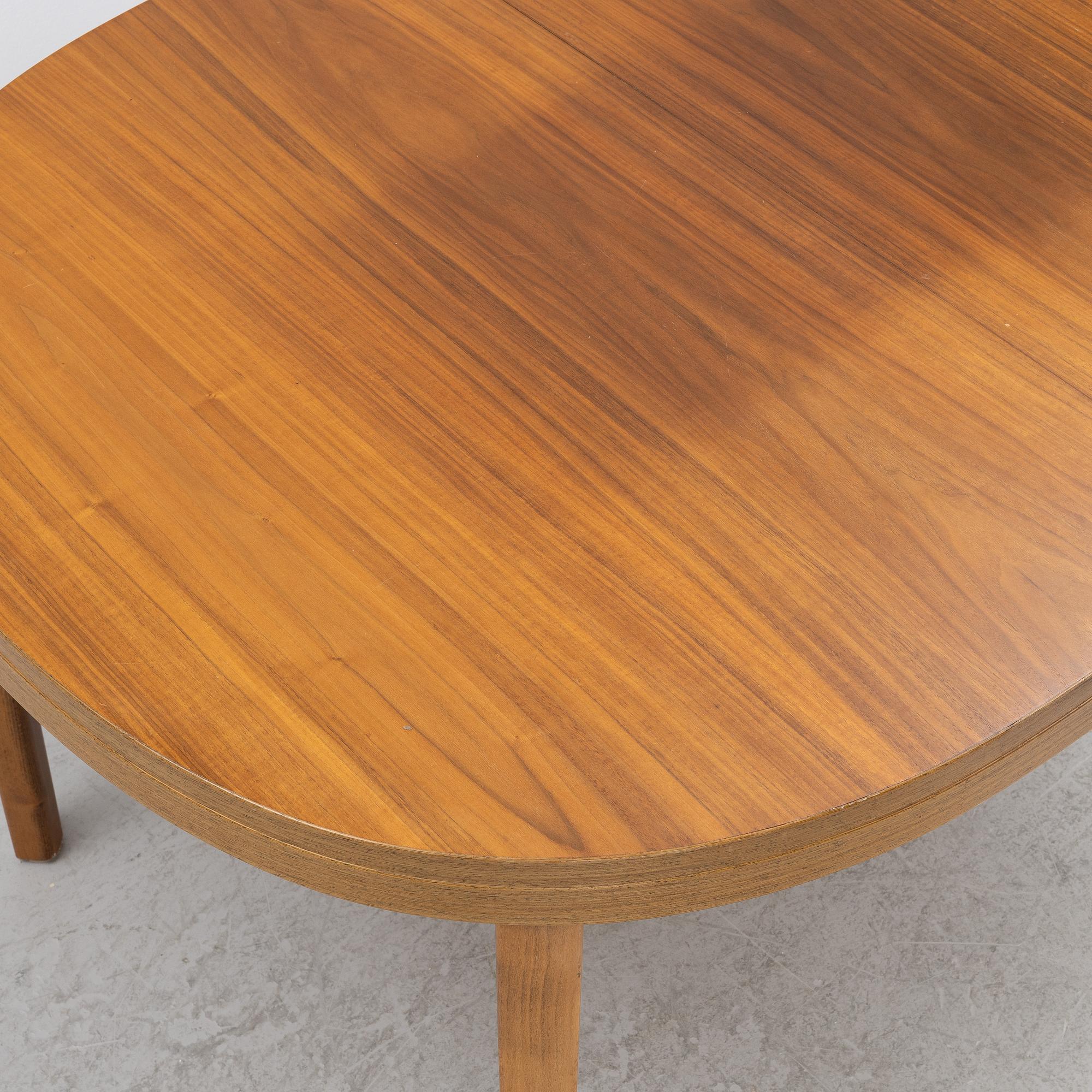 A dining table, Skaraborgs Möbelindustri AB, Tibro, second half of the 20th century.