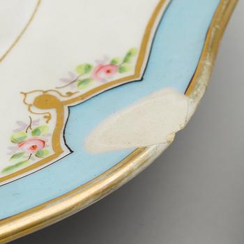 A 19th CENTURY PORCELAIN DINNER SERVICE, 53 pcs, Central Europe.