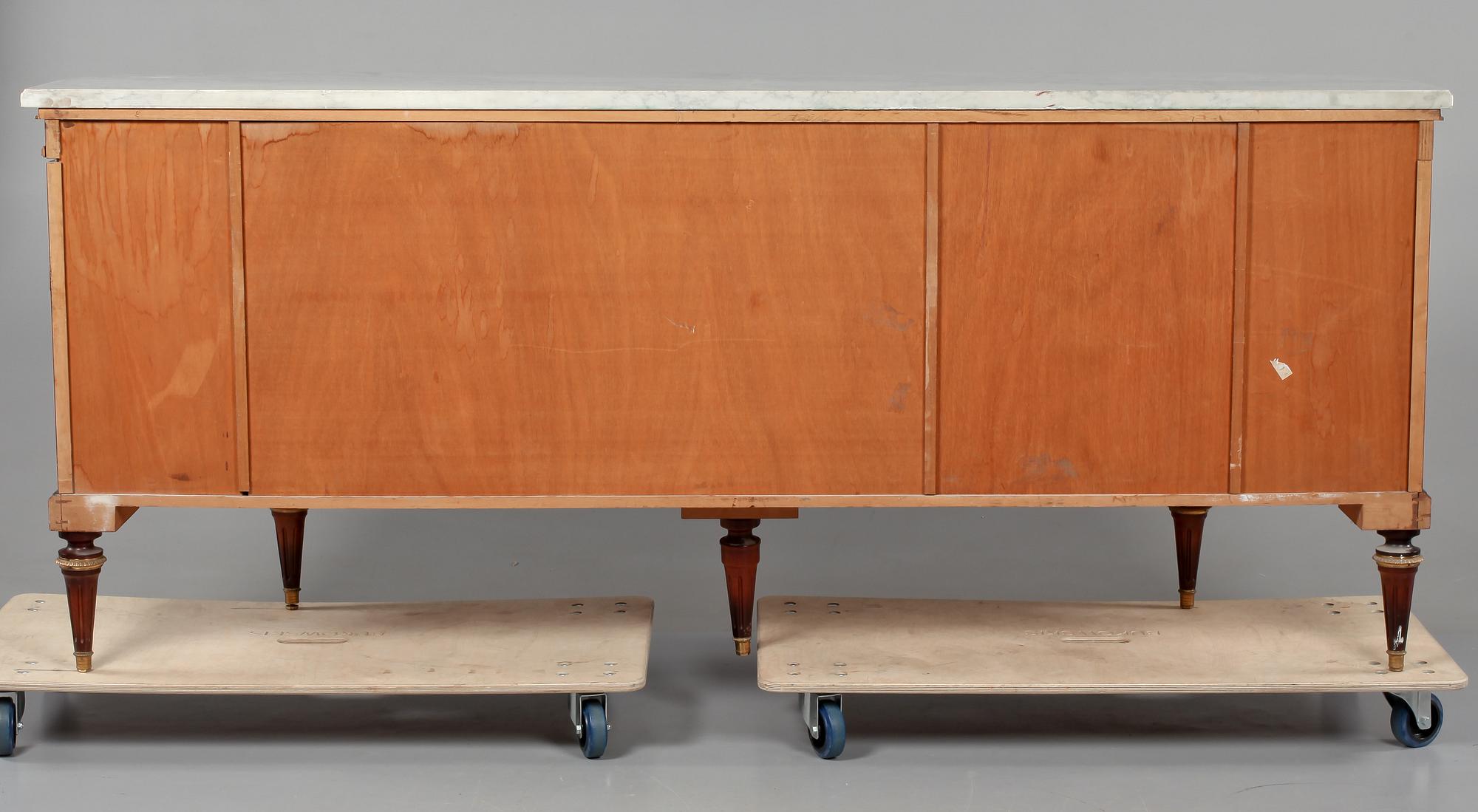 SIDEBOARD, gustaviansk stil, sent 1900-tal.