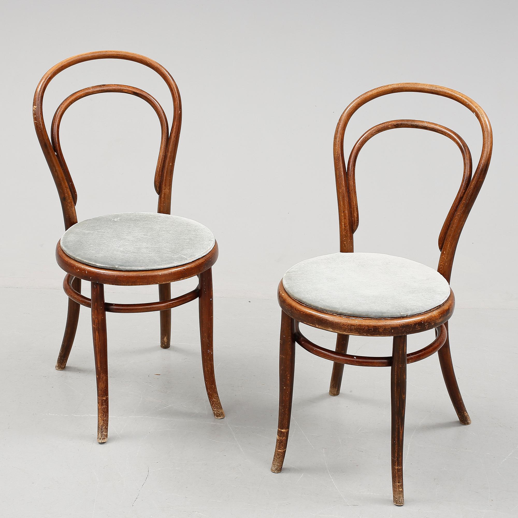 STOLAR, ett par, Thonet, Wien, omkring 1900.