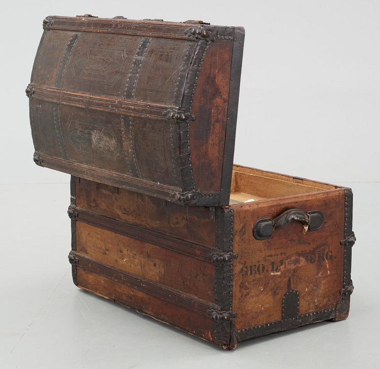 KOFFERT, 1900-talets början.