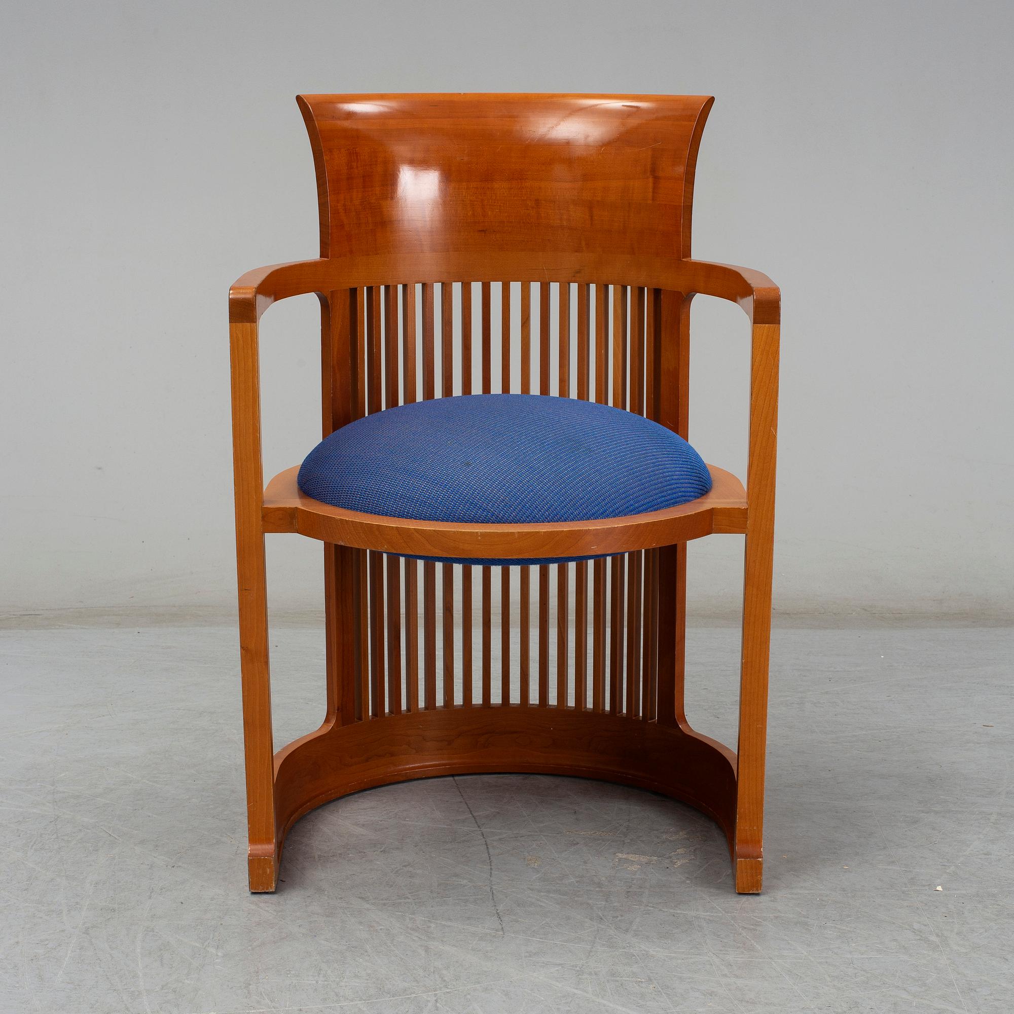 FRANK LLOYD WRIGHT, karmstol, 606 "Barrel Chair", Cassina,