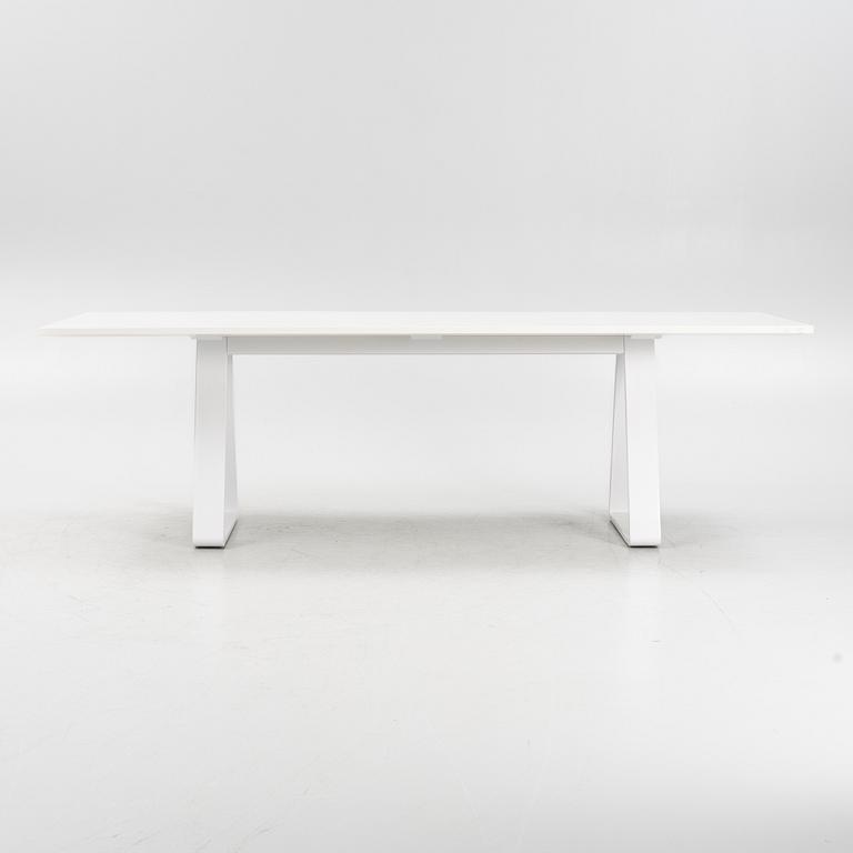 Thomas Eriksson, a 'Bermuda' dining table, Asplund.