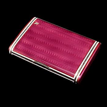 443. ENAMELLED CIGARETTE CASE.