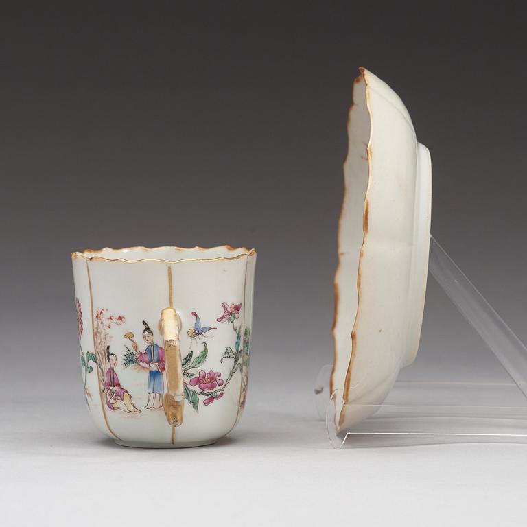 A famille rose chocholat cup with stand, Qing dynasty, Qianlong (1736-95).