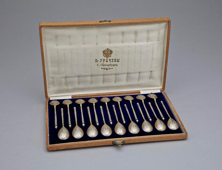 A set of 18 Russian 19th century silver-gilt coffee-spoons, makers mark of the firm Gratchev. Imperial Warrant.