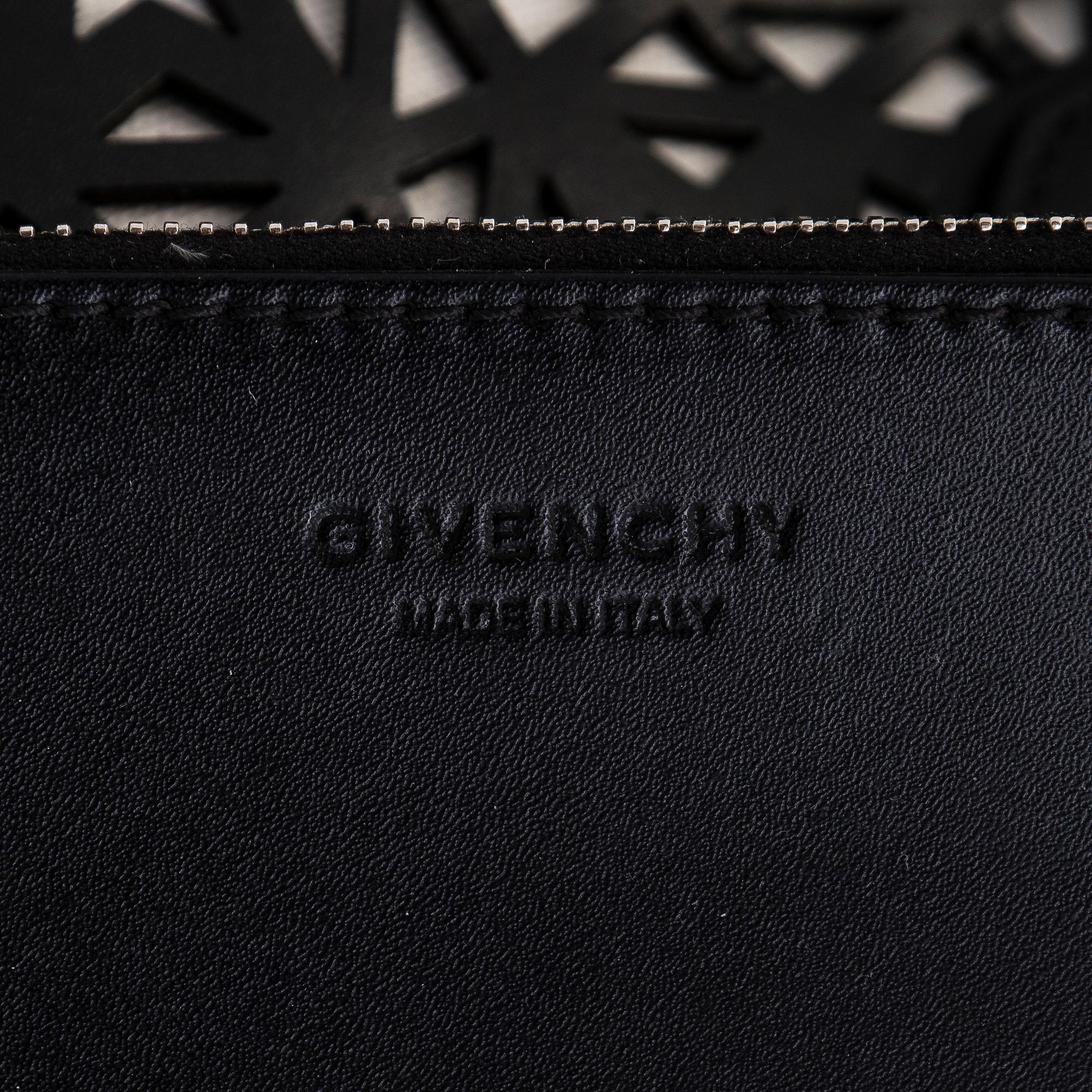 Givenchy, a 'Star Perforated Antigona Shopper' bag.