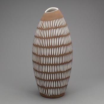 VAS, keramik, "Negro", Ingrid Atterberg, Upsala-Ekeby, signerad.