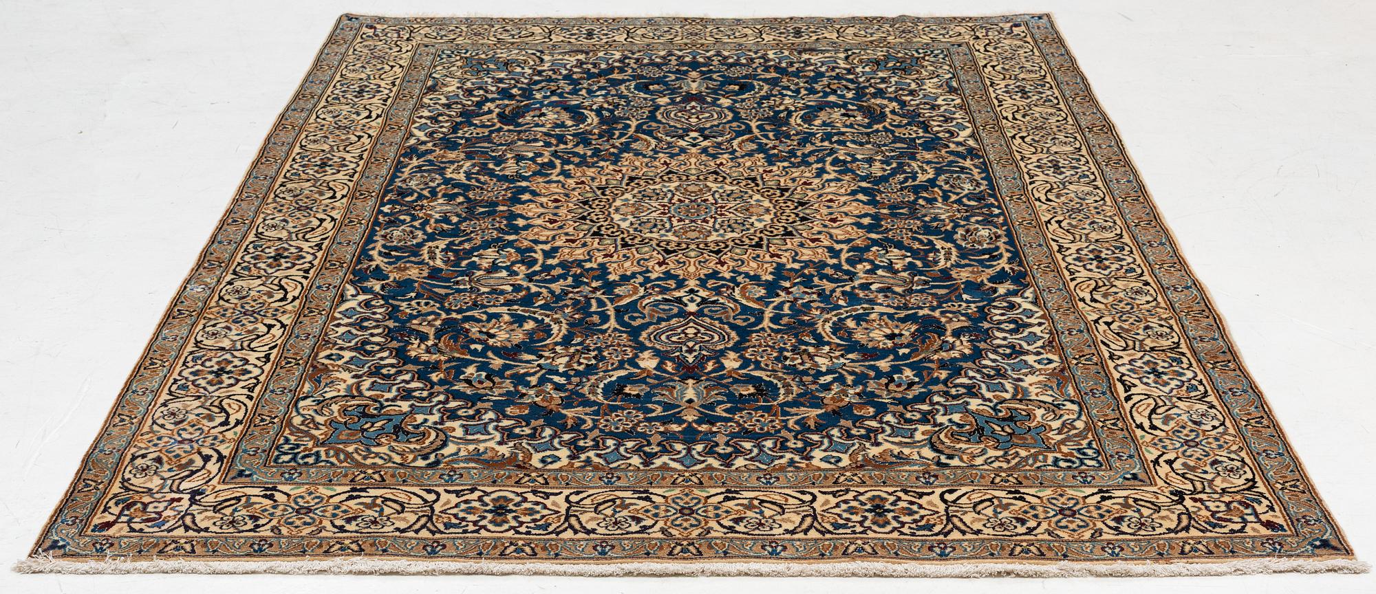 Carpet, Nain, approx. 300 x 193 cm.