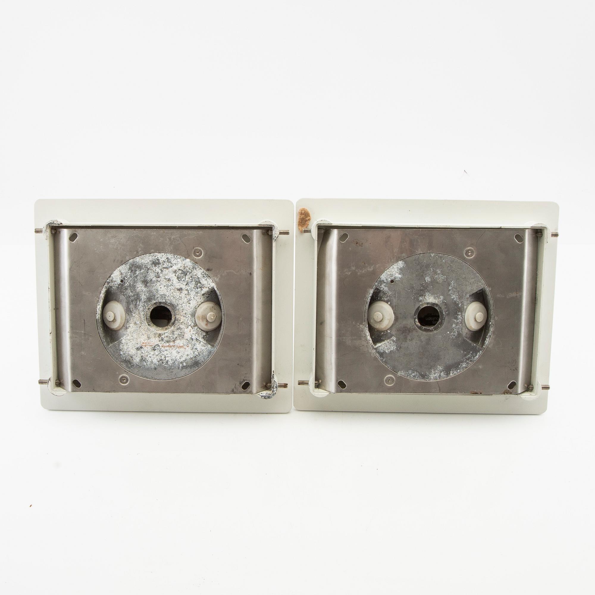 Alfred Homann, a pair of wall lamps "M2" for Louis Poulsen Denmark, late 20th/early 21st century.