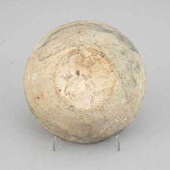 Isaac Grünewald. A stoneware bowl made for Rörstrand, signed and dated R Grünewald -45.