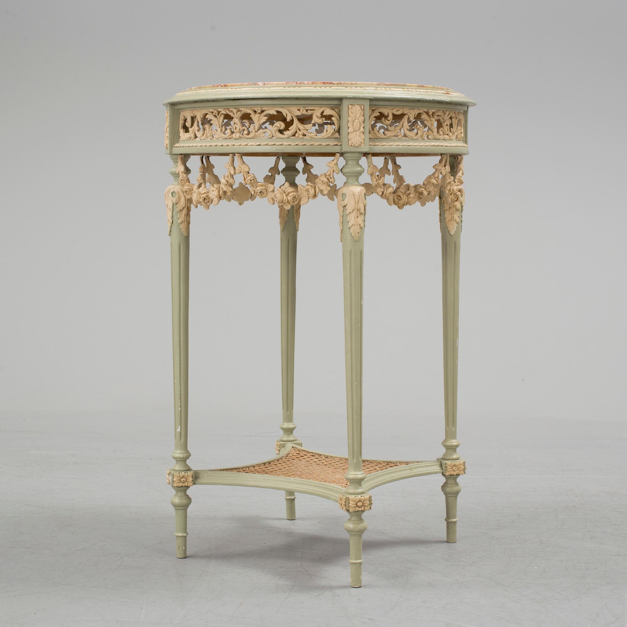 SALONGSGRUPP, 7 delar, gustaviansk stil, 1900-talets början.