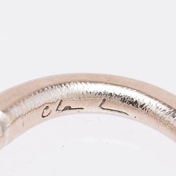 Ole Lynggaard, ring, 18K white gold with brilliant-cut diamonds.