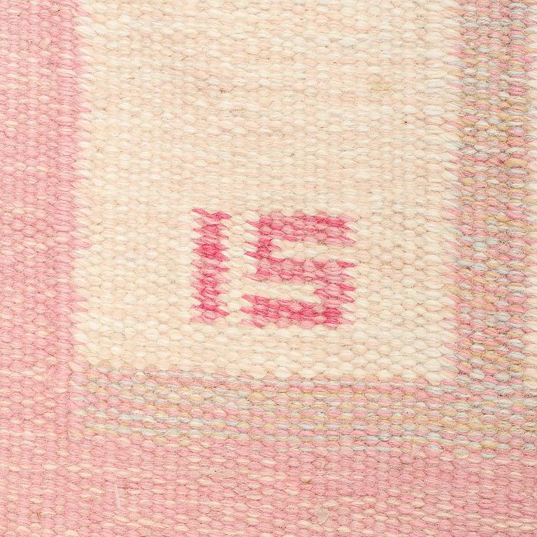 Ingegerd Silow, a carpet, "Skarup", flat weave, ca 292,5 x 197 cm, signed IS.