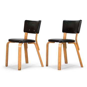 Alvar Aalto, a pair of 1960s 'E 69' chairs for O.Y. Huonekalu- ja Rakennustyötehdas A.B.