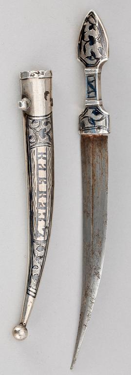 MINIATYRKINDJAL, silver, Ryssland, 1800/1900-tal.