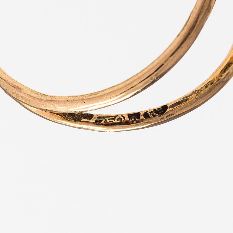 An 18K gold ring with an opal. Lagercrantz Jewellery, Tammisaari 2019.