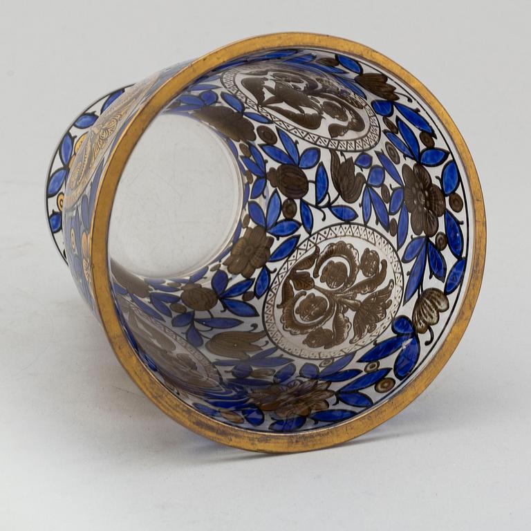 VAS, emaljmålat glas, sannolikt Haida/ Novy Bor, Böhmen tidigt 1900-tal.