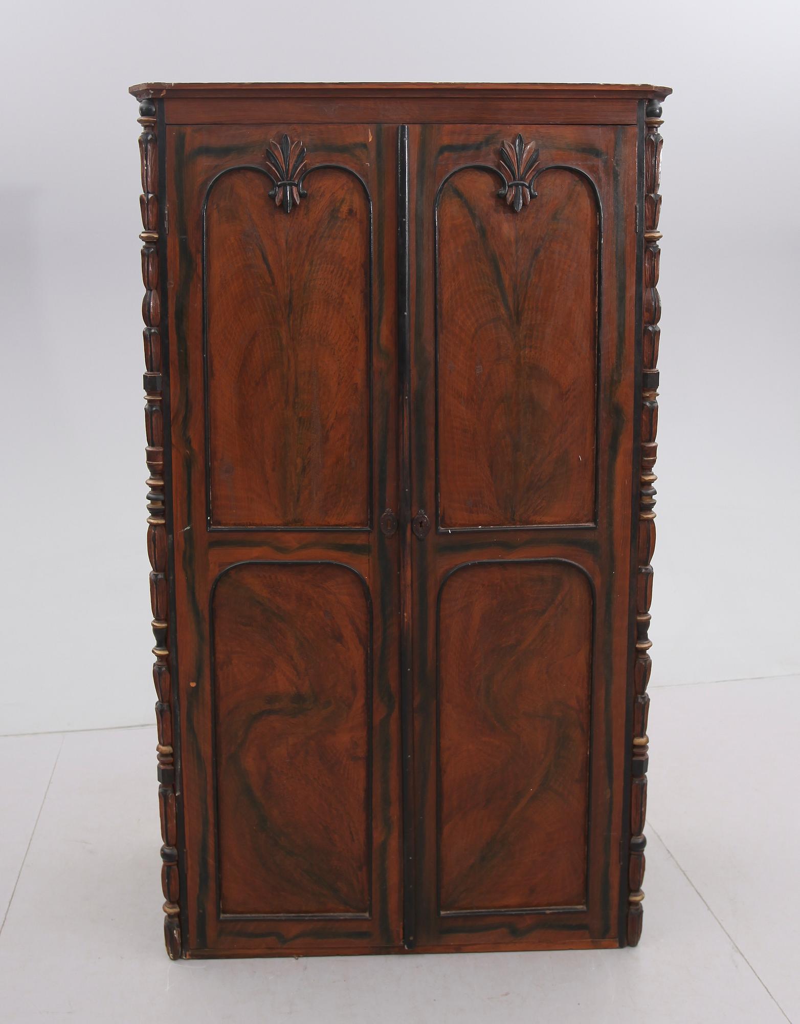 SKÅP, omkring år 1900.