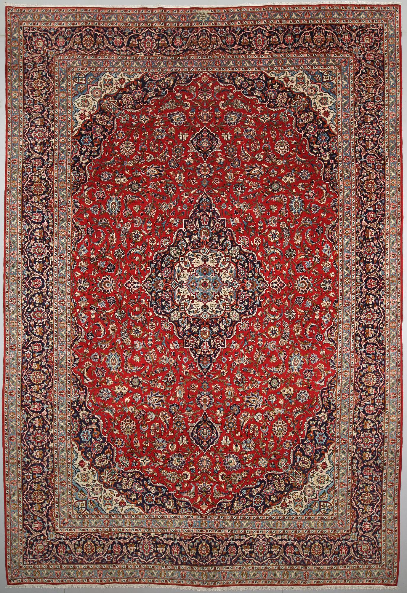 MATTA, Keshan, old, ca 425 x 290 cm.