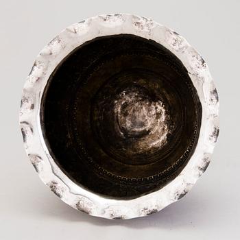 TEA POT and BOWL, silver, India late 19th century, weight 430g and 880g.