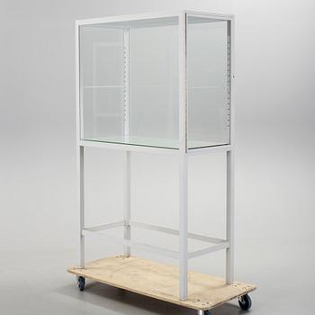 VITRINSKÅP, 1900/2000-tal.