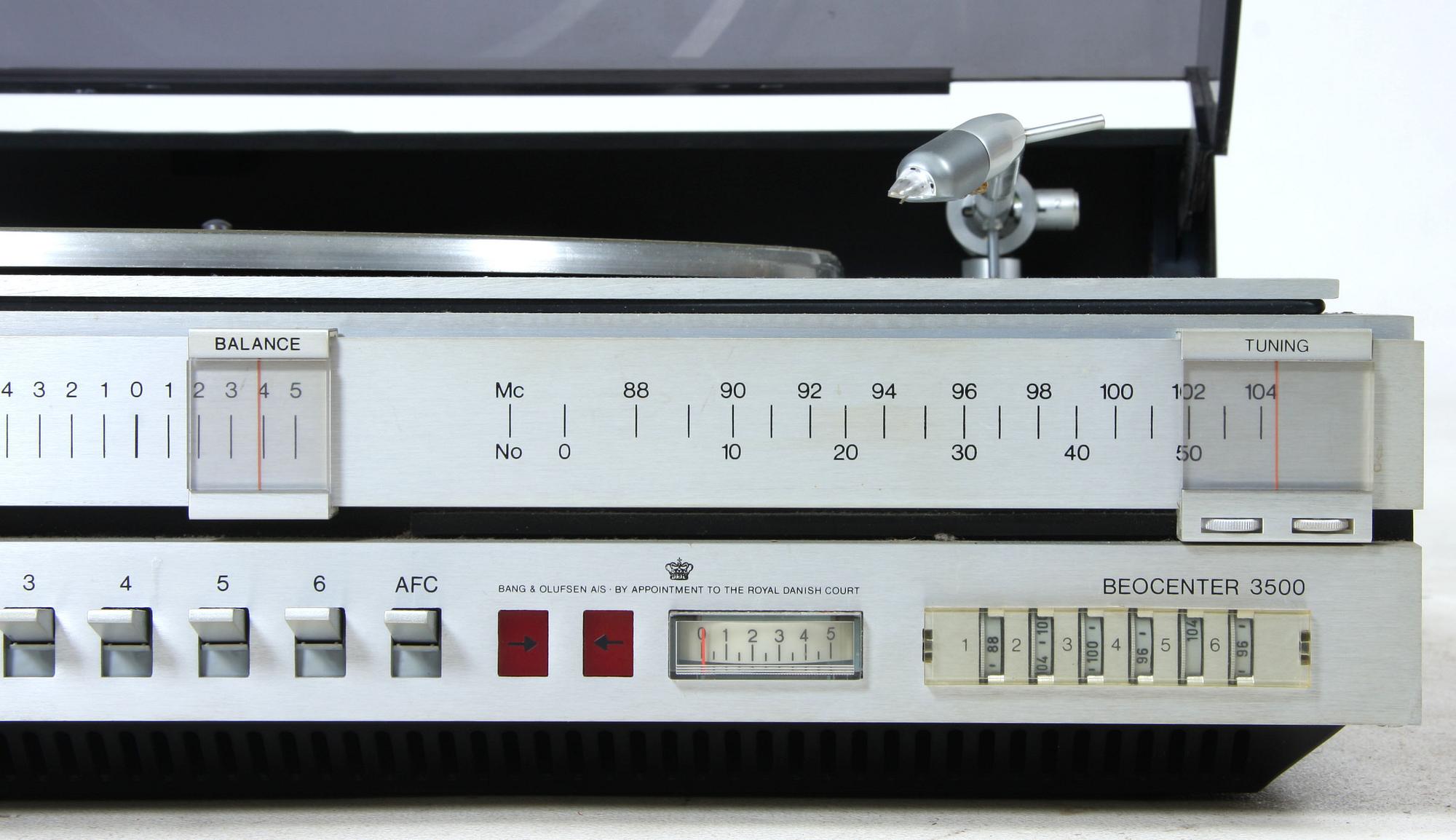STEREO, "BEOCENTER 3500" samt HÖGTALARE, ett par, "Beovox 3702", Bang & Olufsen, 1972-1977.