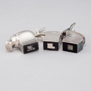Gunnar Cyrén and others, three silver plated zinc figurines, Dansk Designs, Japan.