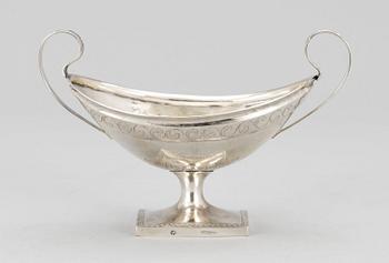1231. SKÅL, silver. Svårtydd mästarstmpl, empire.