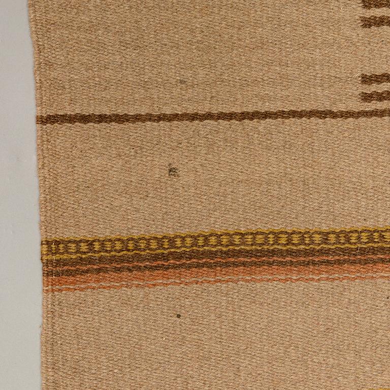 A 1930s Finnish flat weave carpet. Circa 200x190 cm.