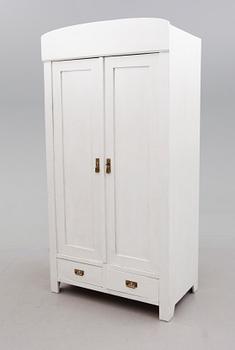 KLÄDSKÅP, 1900-talets början.