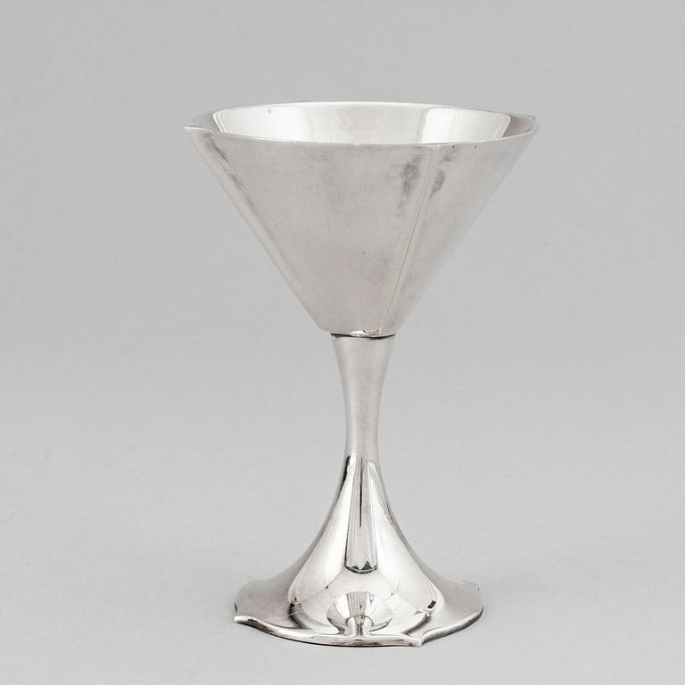 Sigvard Bernadotte, 24 pieces silver plate cocktail glasses, cups and mugs, GAB, Gense, Sweden.