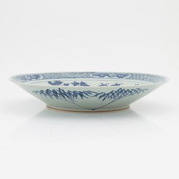 A Japanese porcelain charger, 19th Century.