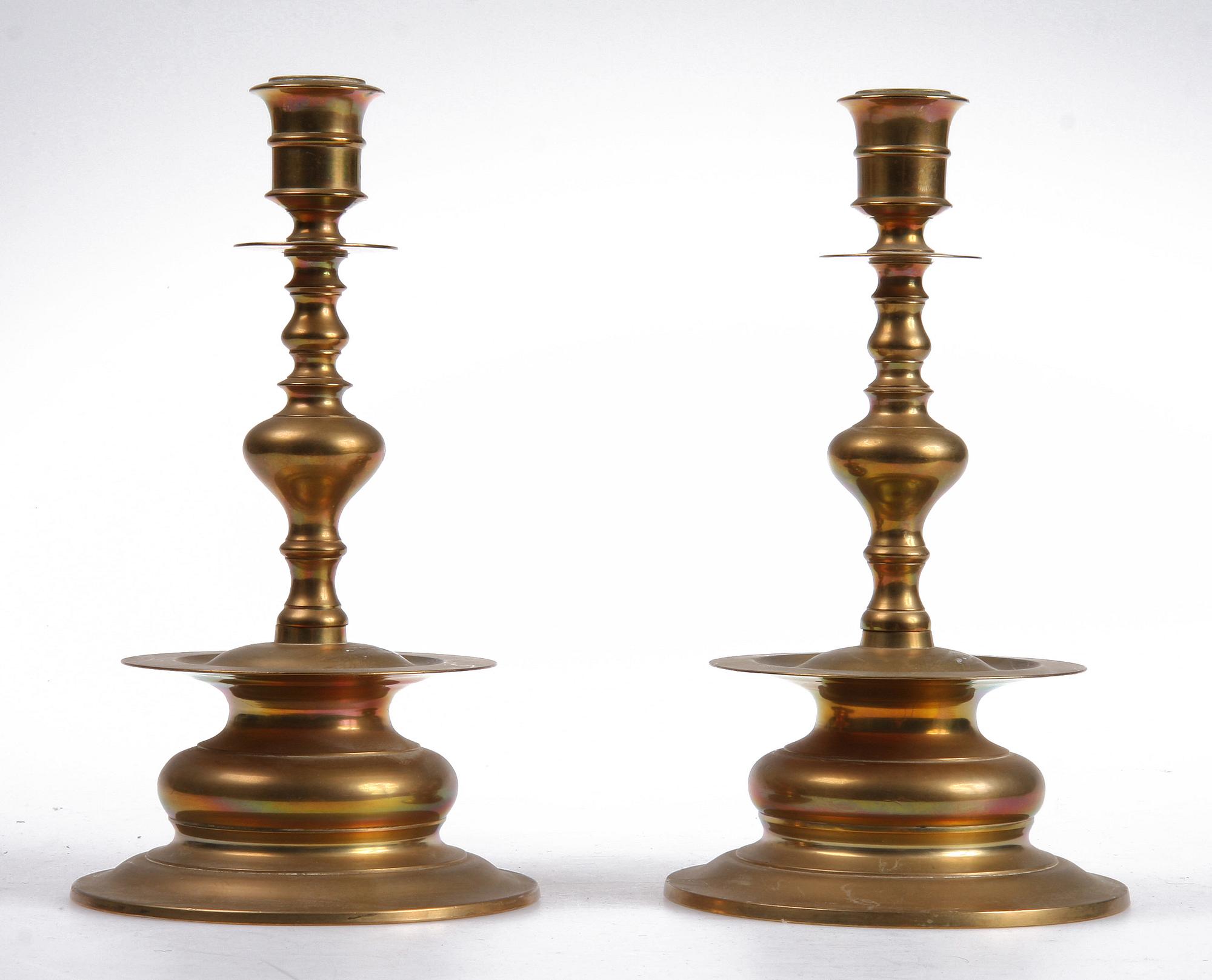 LJUSSTAKAR, ett par, Gusum, 1900-tal.