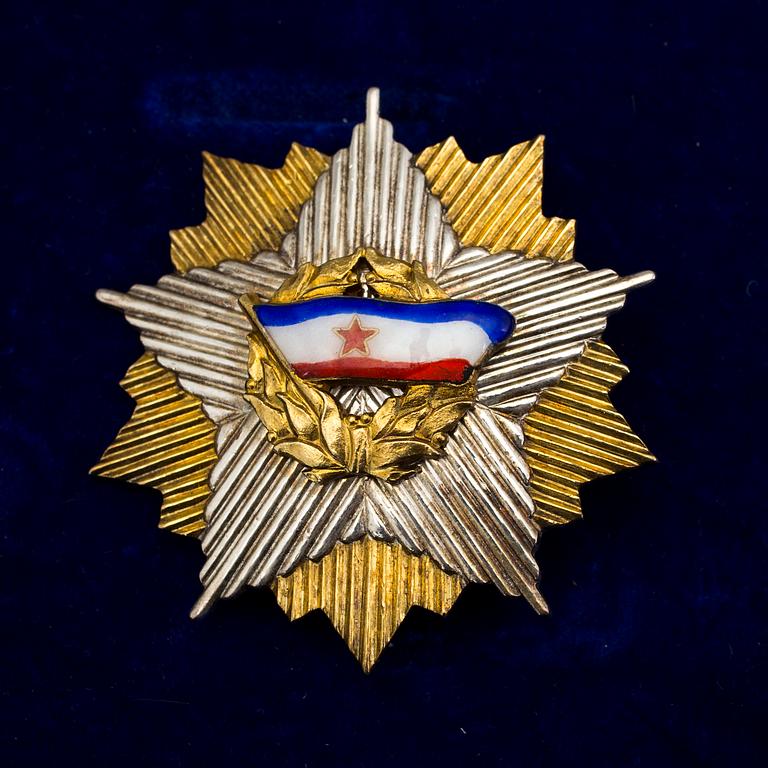 ORDEN JUGOSLOVENSKE ZASTAVE, a second class neck cross and breast star, second half of the 20th century.