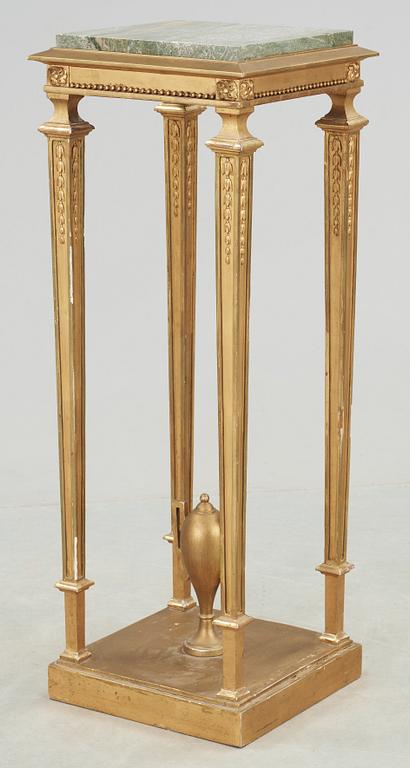 PIEDESTA, empirestil, 1900-talets första hälft.