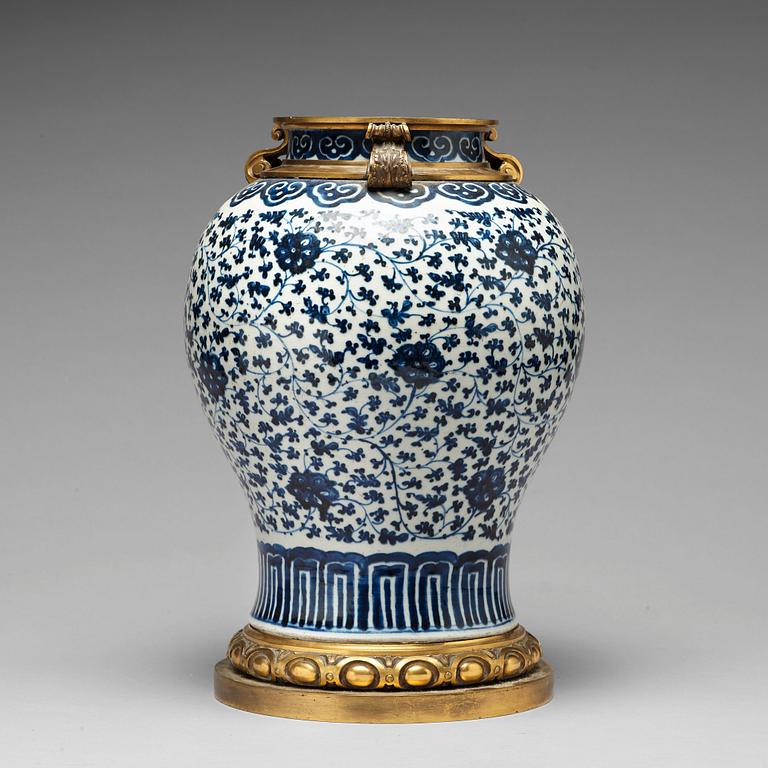 A blue and white bronze mounted vase, Qing dynasty, 18th Century.